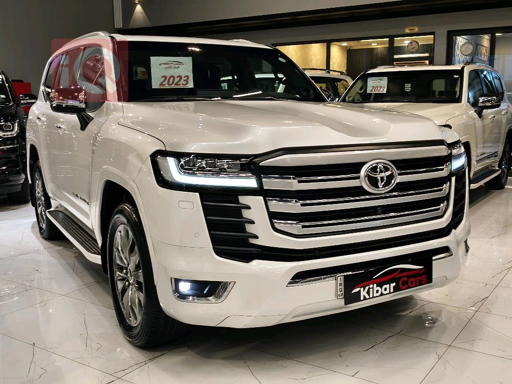 تويوتا لاندكروزر